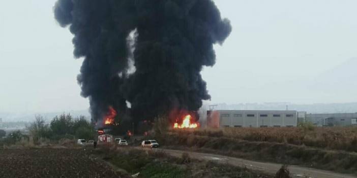 Denizli'de kimya fabrikasında yangın