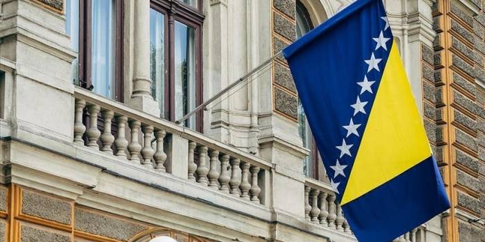 Bosna Hersek'te Bakan gözaltına alındı