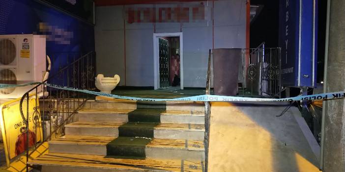 Gece kulübü önünde silahlı çatışma: 1 ölü, 2 yaralı
