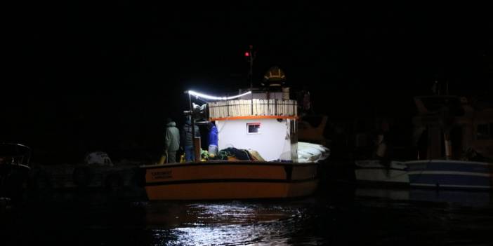 Tekneden düşen balıkçı için çalışma başlatıldı