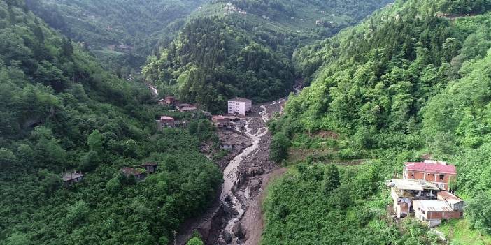 Trabzon'da heyelanlı 753 alana 'yapılaşma' yasağı