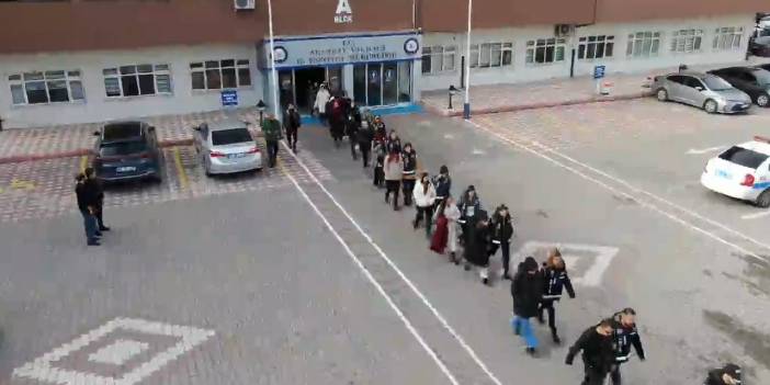 Araç muayenesi randevusuyla 20 milyonluk vurgun: 20 gözaltı