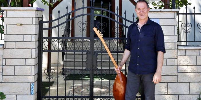 Sümer Ezgü'den 'EYT'li Cemilem' türküsü