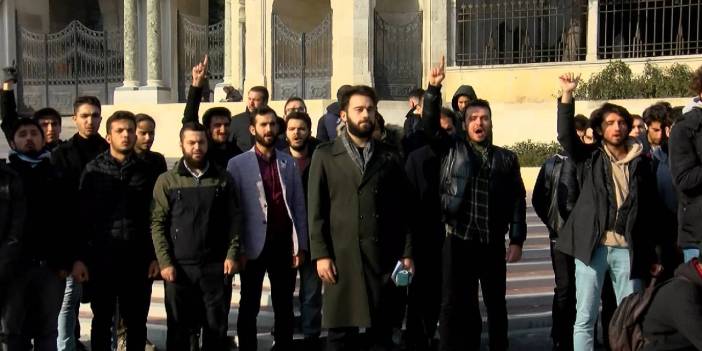 Gericiler bu kez de yılbaşı kutlamalarını hedef aldı