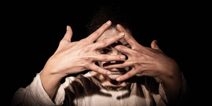 Kadın cinayetleri Ten Rengi ile sahnede