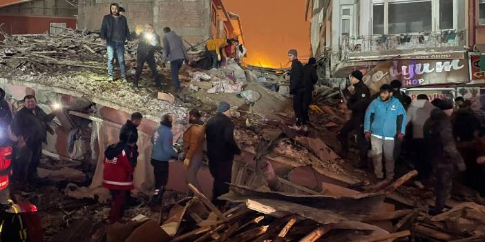 Deprem bölgesindeki madencilerden çağrı: Yetersiz kalıyoruz, maden şirketleri işçileri yollasın