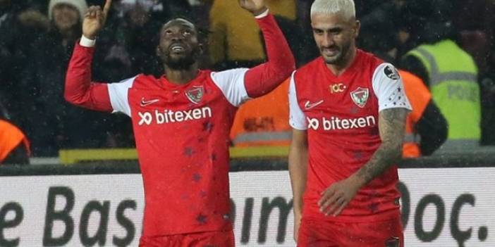 Kayıp Hataysporlu futbolcu enkazdan çıktı
