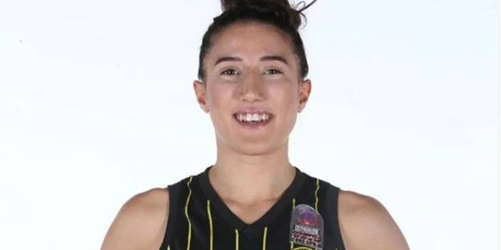 Milli basketbolcu ziyarete gitti enkaz altında kaldı