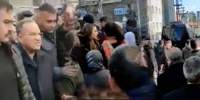 Bakan ve AKP'li vekil deprem bölgesinde yuhalandı