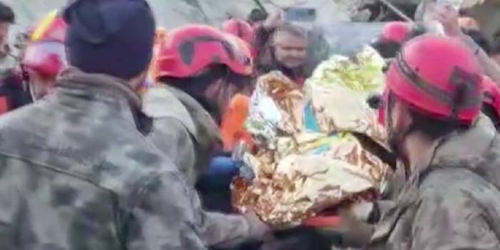 Hatay'da enkaz altında kalan bir kişi 278. saatte kurtarıldı
