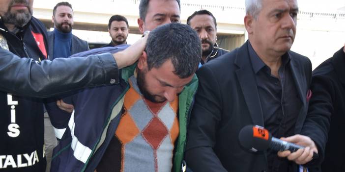 Arkadaşını öldürüp, telefonunu eşine hediye etmiş