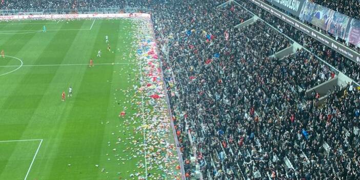 Avrupa bu göz yaşartan görüntüleri konuşuyor!