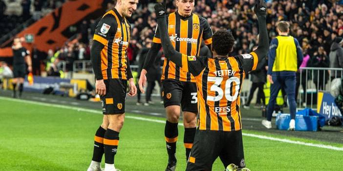 Hull City 4 maç sonra nefes aldı