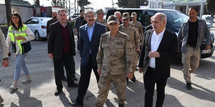 Orgeneral Arif Çetin deprem bölgesinde: Yaraları sarmak da Erdoğan'ın talimatıyla