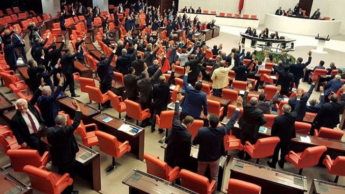 Andımız önergesi AKP ve HDP oylarıyla reddedildi!