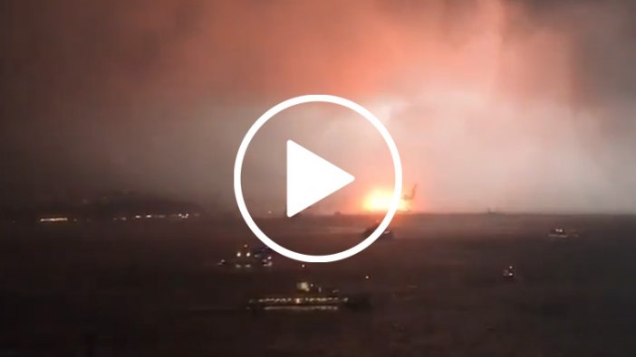 İstanbul Haydarpaşa Limanında vinç trafonun üzerine devrildi patlama meydana geldi