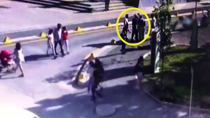 Eskişehir Büyükşehir Belediye Başkanı Yılmaz Büyükerşen’e saldırı anı güvenlik kamerasına böyle yansıdı