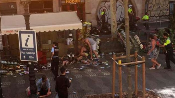 Barselona'daki terör saldırısında 12 kişi öldü, 80 kişi yaralandı!