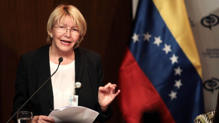 Maduro'nun görevden aldığı Venezuela Başsavcısı Ortega, Kolombiya'ya kaçtı