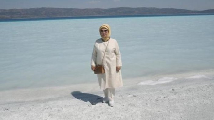 Salda Gölü'nü gezen Emine Erdoğan: Gerçekten görünce mutmain oldum