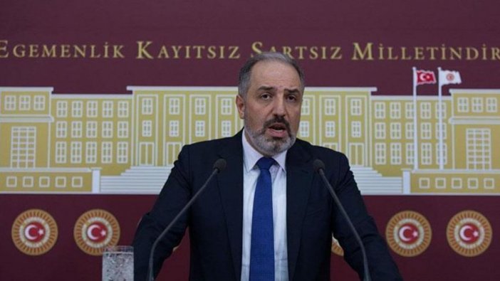 Mustafa Yeneroğlu, AKP'den neden istifa ettiğini açıkladı