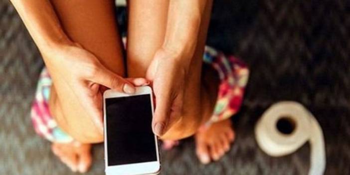 Tuvalete telefonla girenler dikkat: Makat hastalıklarına sebebiyet veriyor