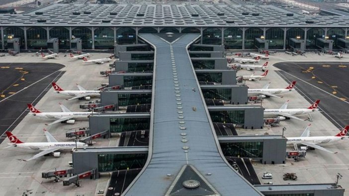 Sabiha Gökçen Havalimanı'na inemeyen 50 uçak İstanbul