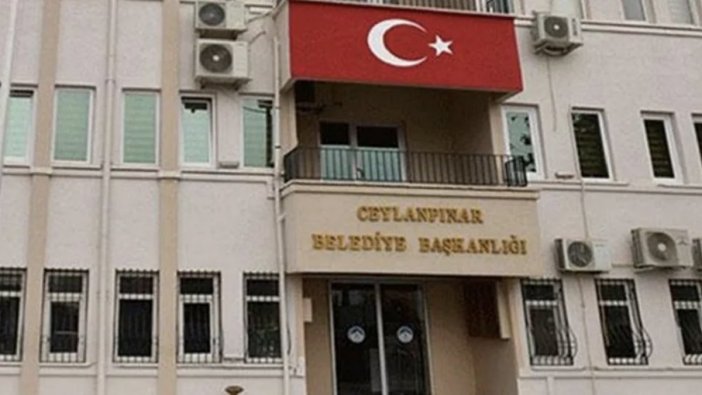AKP’li belediye başkanı: Makamıma gelip silah çektiler - ÖZEL