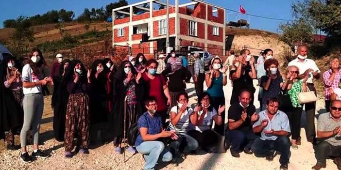 Kirazlıyayla'da direnen kadınlar maden için kesilen ağaçların yerine fidan dikti