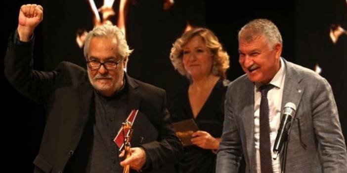 Rutkay Aziz ödülünü TTB’ye adadı: Onurlu tabipleri ve sağlıkçıları selamlıyorum