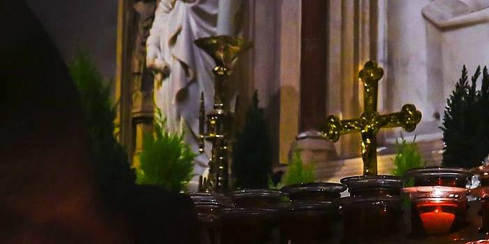 Fransa'da kilisedeki cinsel taciz vakaları için ihbar hattı kuruldu: 6 bin 500 arama geldi