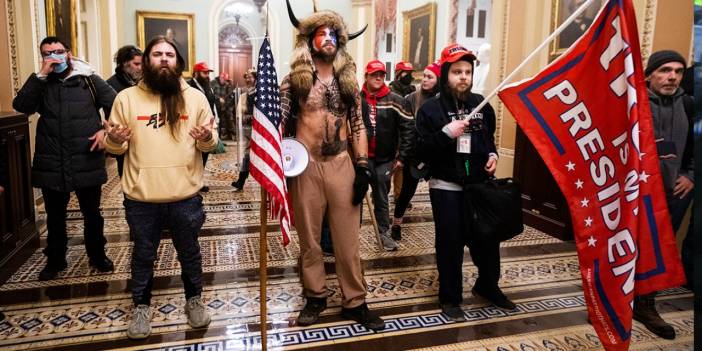 ABD'de olaylı gecenin ardından Biden'ın başkanlığı tescillendi