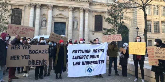 'Boğaziçi Dayanışması' Türkiye sınırlarını aştı: İtalya, Fransa ve Yunanistan'dan Boğaziçili öğrencilere destek