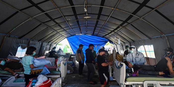 Endonezya'da sel ve heyelan: Ölü ve kayıp var