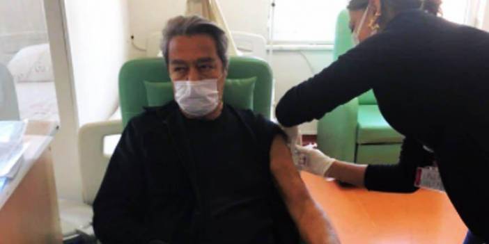 Kadir İnanır da koronavirüs aşısı oldu