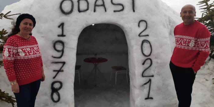 Evliliklerinin 43. yıl dönümüne özel 'kar odası' yaptılar