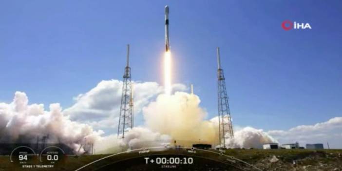 SpaceX, yeni Starlink uydularını uzaya gönderdi
