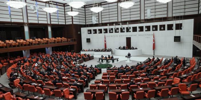 Hekim milletvekillerinden 'Covid-19 meslek hastalığı kabul edilsin' önergesi