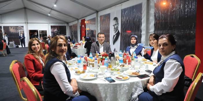 İmamoğlu, İETT'nin kadın şoförleriyle bir araya geldi