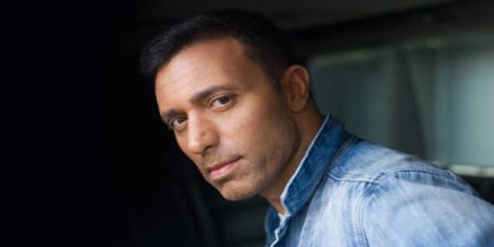 Mustafa Sandal için uzaklaştırma kararı