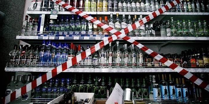 Antalya Valiliği karar aldı: Tekeller kapalı, içki satışı yasak