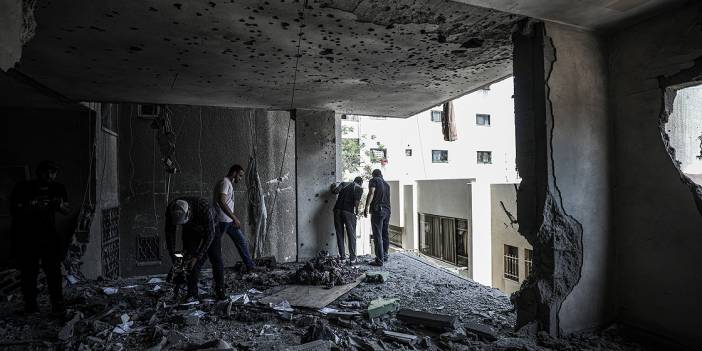 İsrail Gazze'de sivillere ait binayı vurdu, ölü sayısı 25'e yükseldi