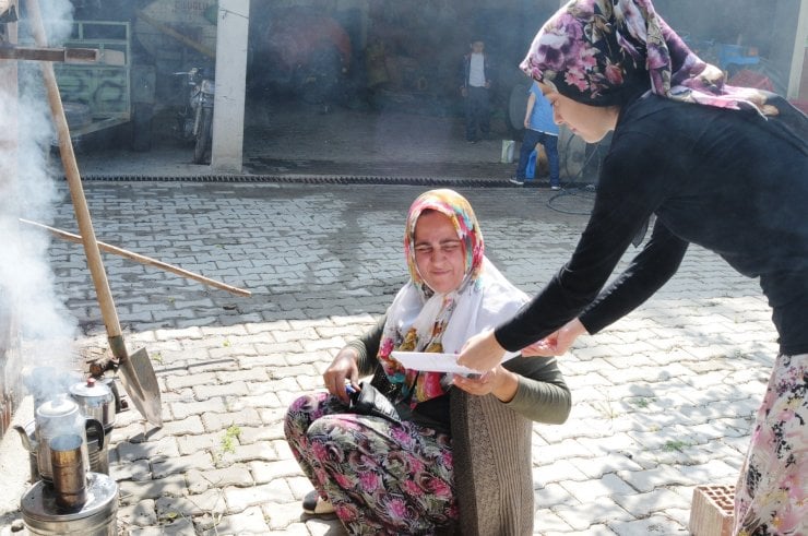 700 yıllık köyün ilk kadın muhtarı