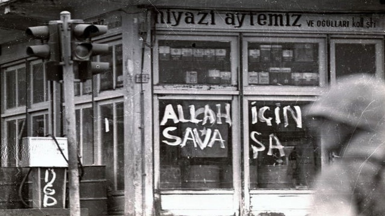 allah-icin-savasa-maras-1978-1.jpg