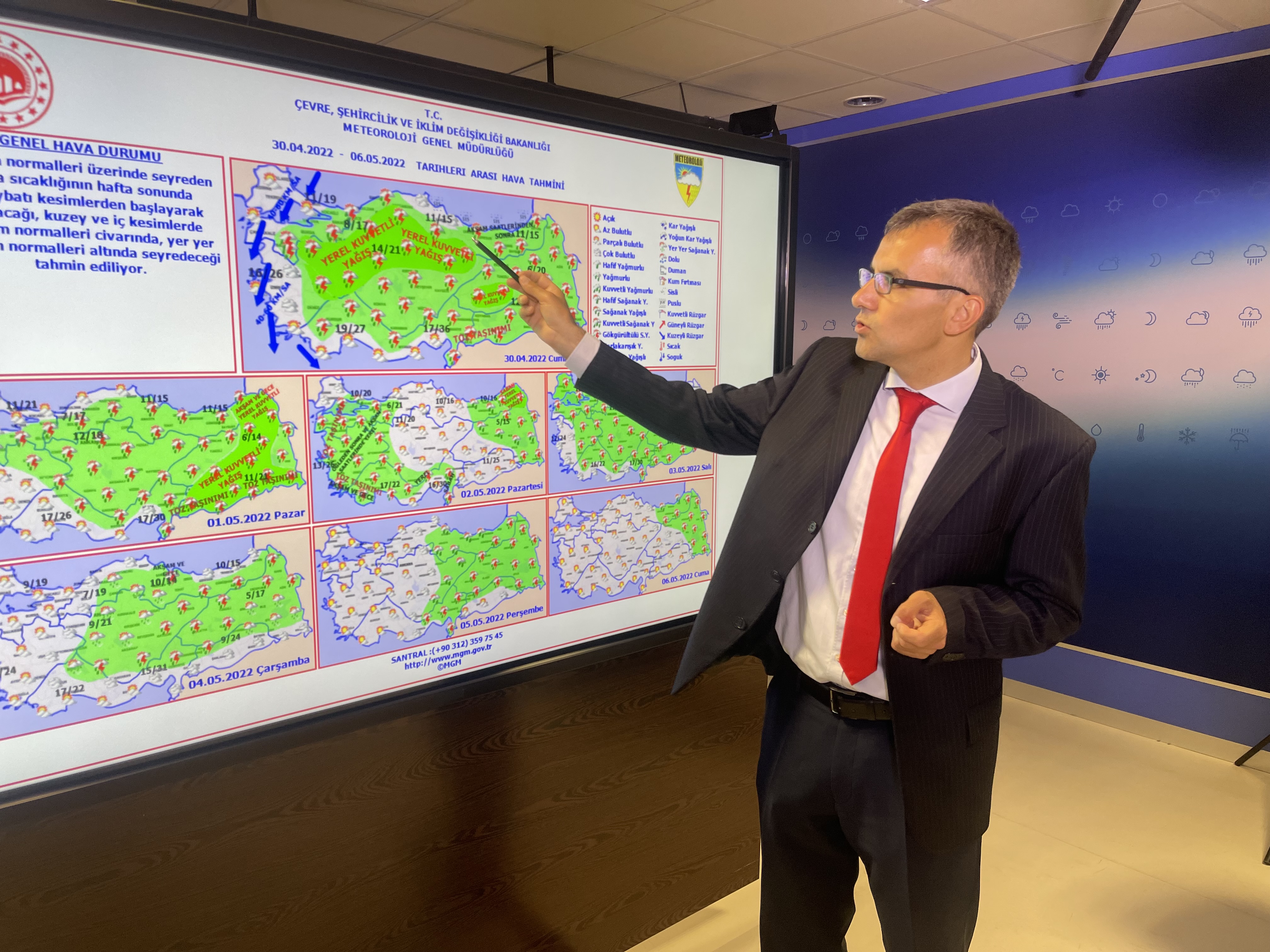 aa-20220429-27715884-27715882-ramazan-bayraminda-serin-ve-yagisli-hava-etkili-olacak.jpg