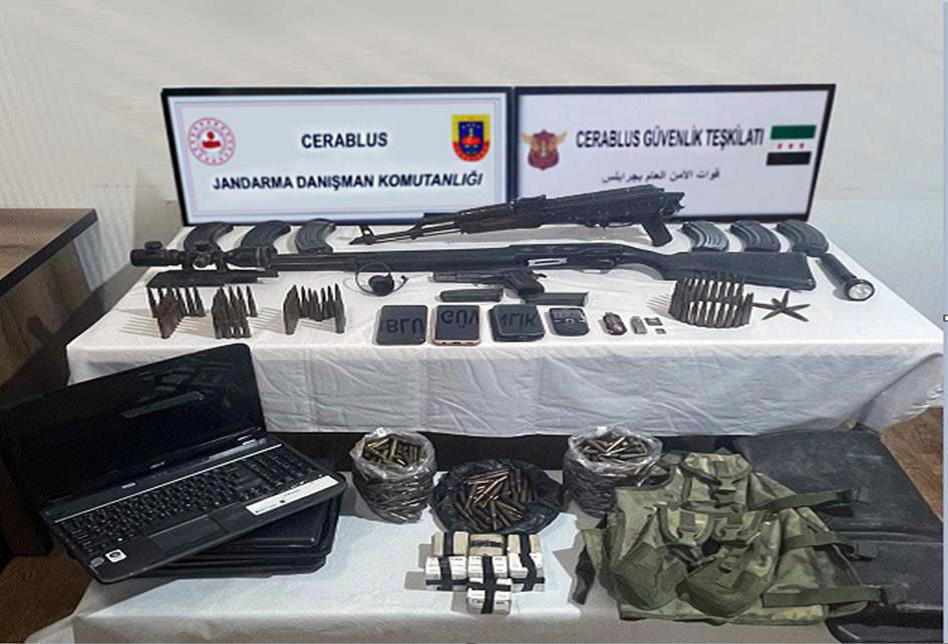 aa-20221002-29047394-29047391-suriyenin-kuzeyinde-6si-sozde-yonetici-15-terorist-yakalandi.jpg