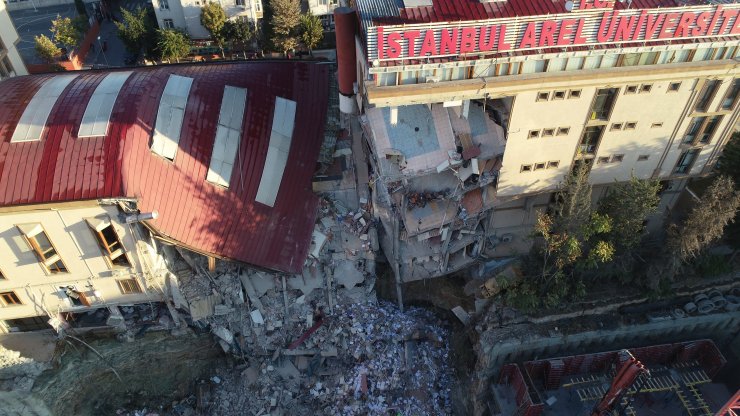 Çöken üniversitede büyük hasar: Drone ile görüntülendi