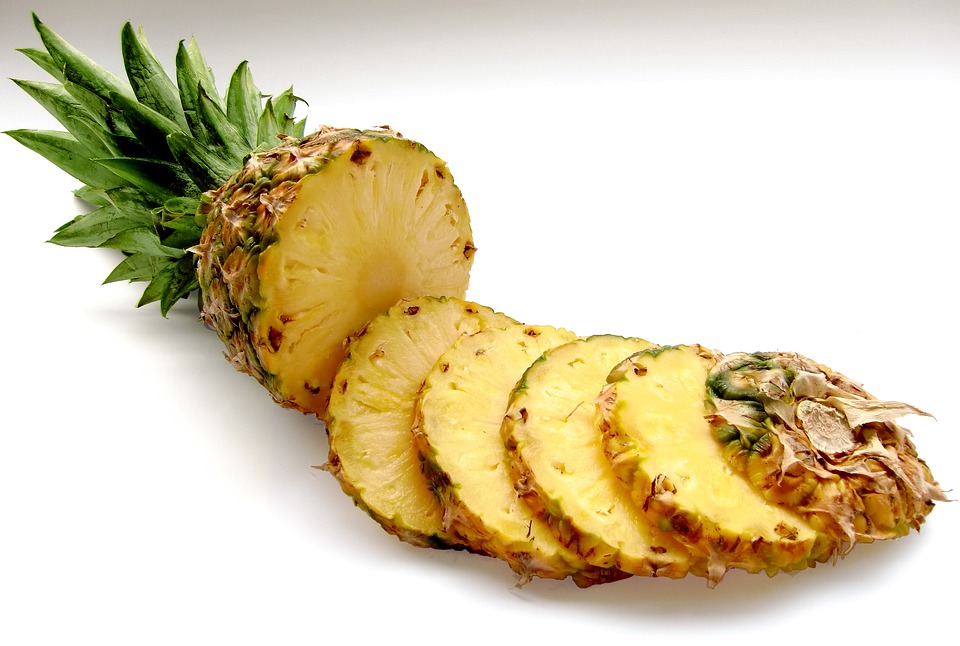 pineapple-636562-960-720.jpg