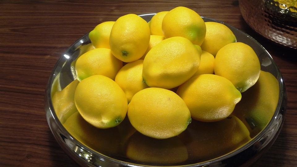 lemons-368914-960-720.jpg